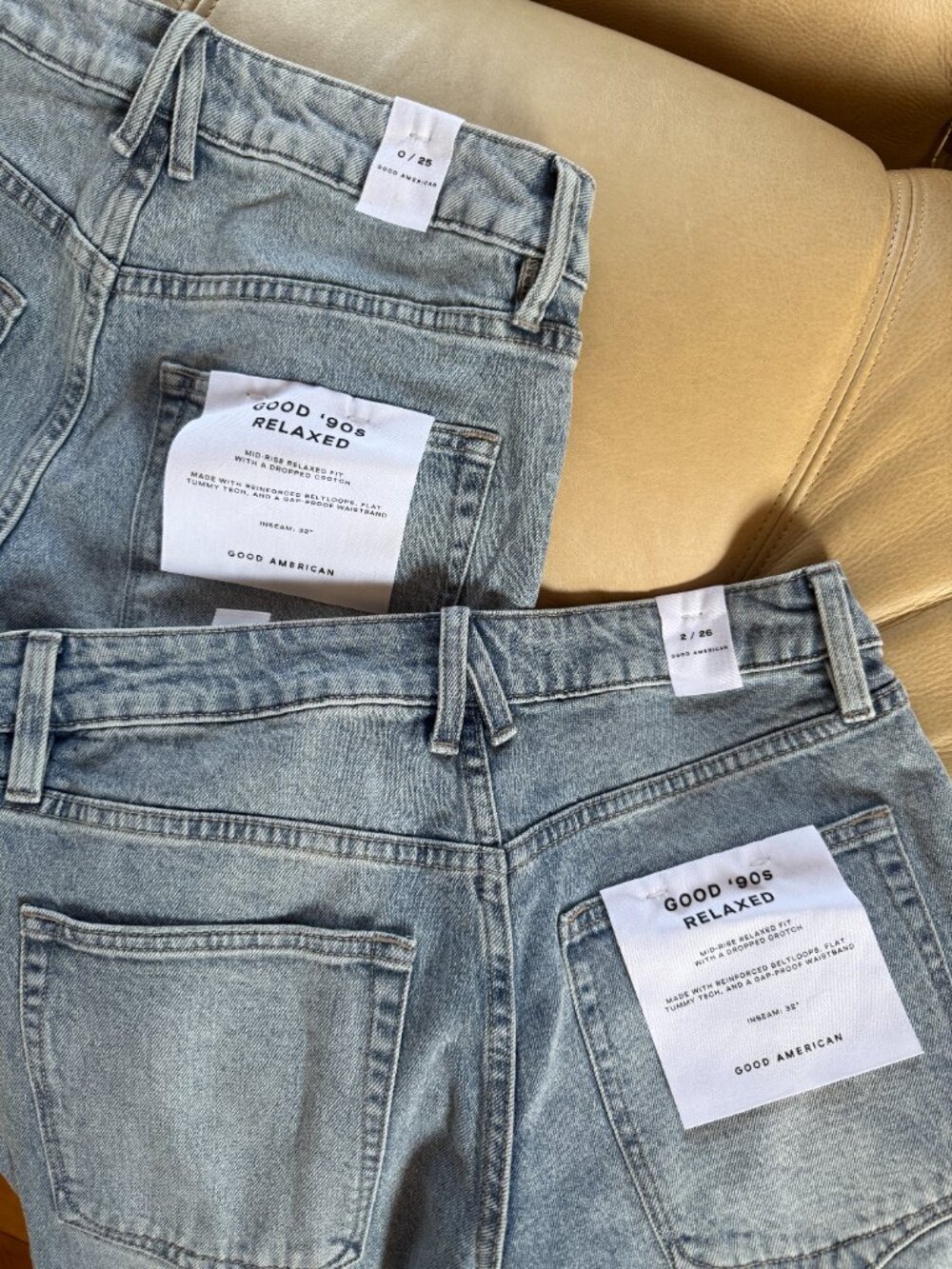 Good American Good 90s Relaxed Jeans - Picture 5 of 8